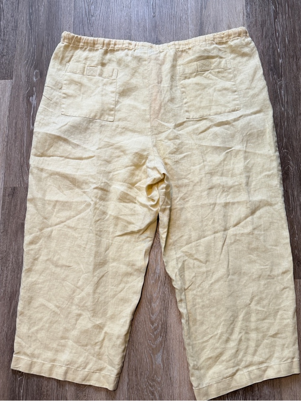 Butter Yellow 100% Linen Capris - Picture 6 of 8